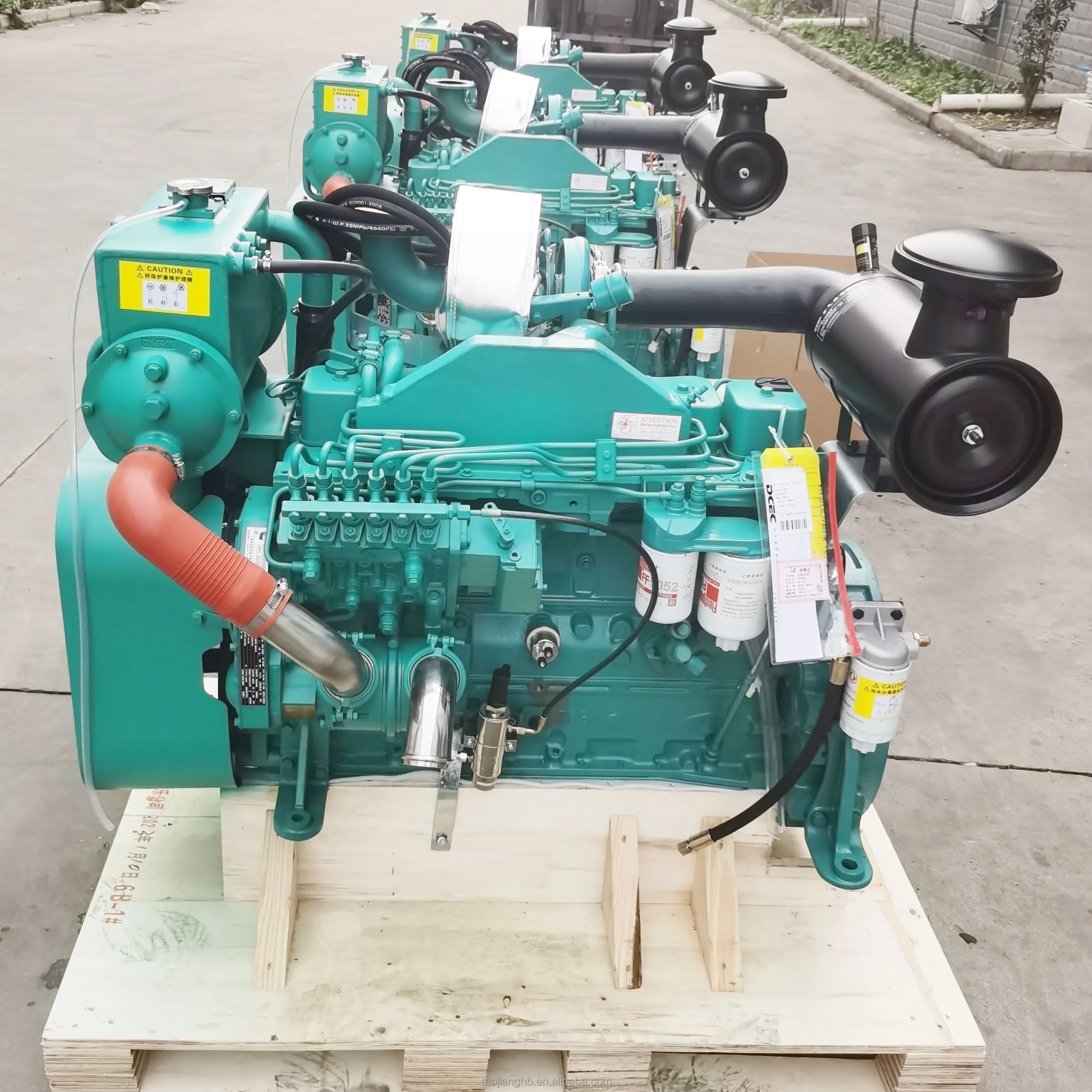 Customizable Cumins 6BTA5.9-GM100 Electric Water-Cooled 4-Stroke Marine Diesel Engine for Small Fishing Boat Marine Generator