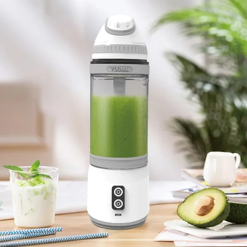 2024 New 700ml Portable Rechargeable Drink Clockwise and Counterclockwise Smoothie Blender