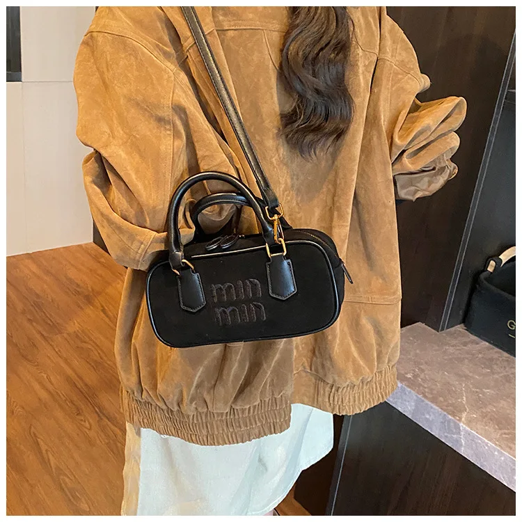 

​​2025 Fall Winter Vintage Shoulder Bag for Women Matte Leather Tote Bag with Top Handle Retro Soft Purse for Daily Minimalist