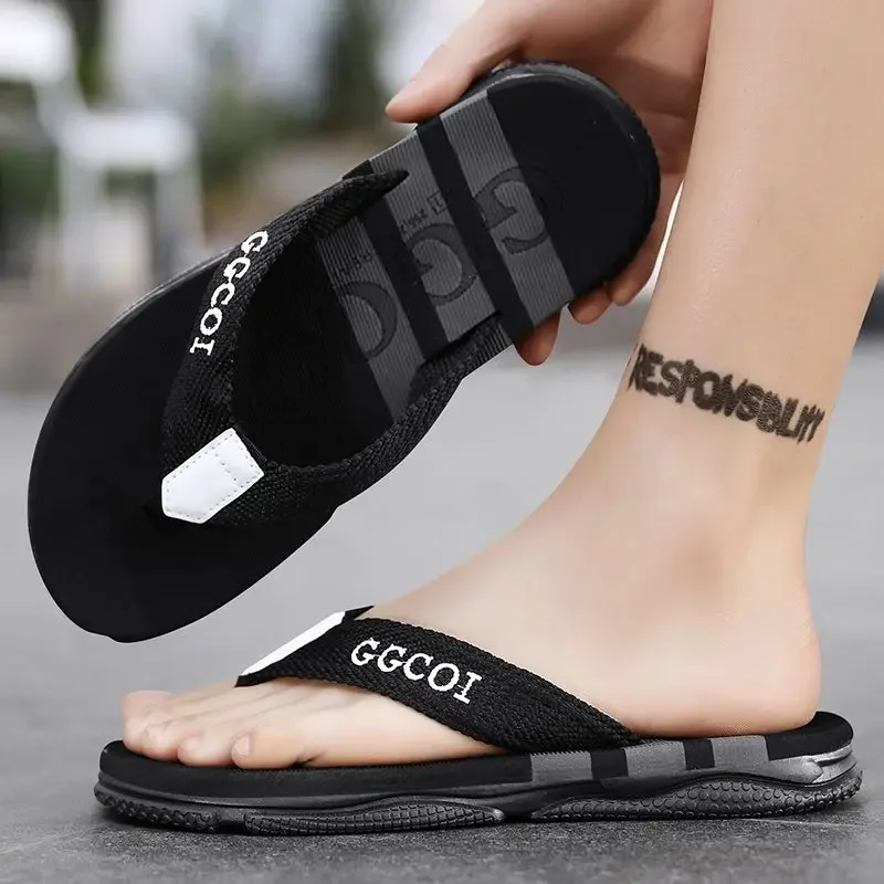 Flat Shoes Rubber Slippers for Men Pvc Designer Luxury Sandals Man Cheap Korean Style Clappers 2024 Y2k Low Price Elegant Adult