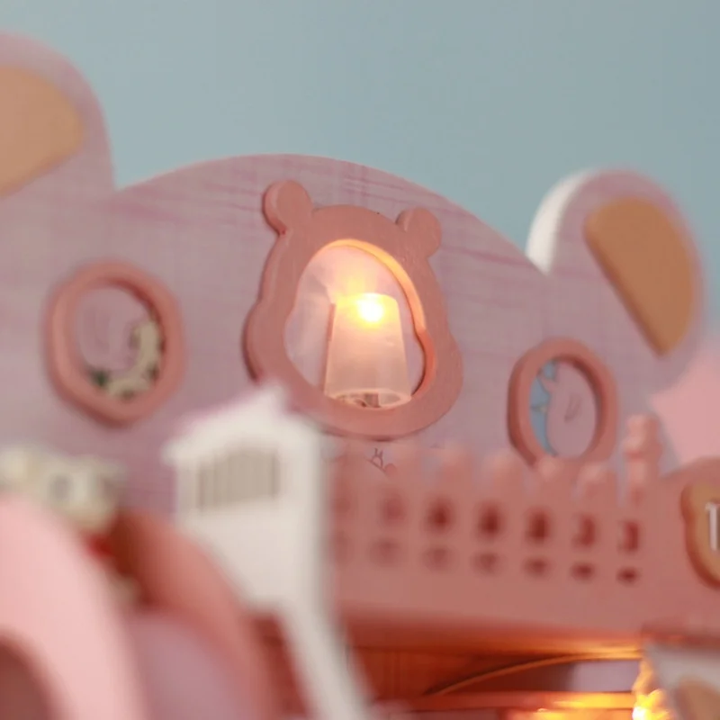 บ้านตุ๊กตาไม้ 3 มิติ แบบ DIY พร้อมไฟ LED ของเล่นสำหรับเด็กผู้หญิง