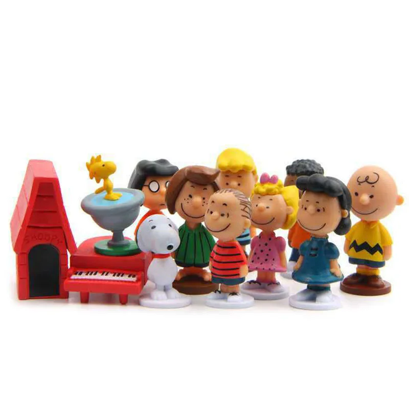 12PCS Japan Anime Peanuts Snoopy Charlie Sally Woodstock Mini Figure Model Toys Miniature Cake People Collection Props