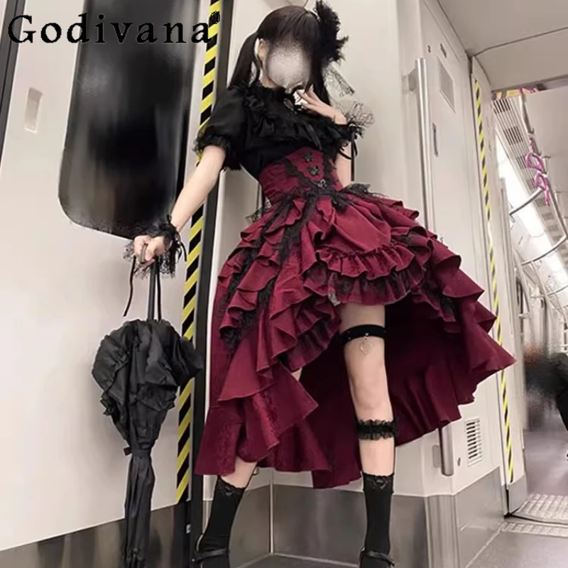 

Готический стиль Лолита, черная, красная юбка, комплект, женская рубашка с короткими рукавами для косплея и красная длинная юбка, костюмы, женские наряды на Хэллоуин