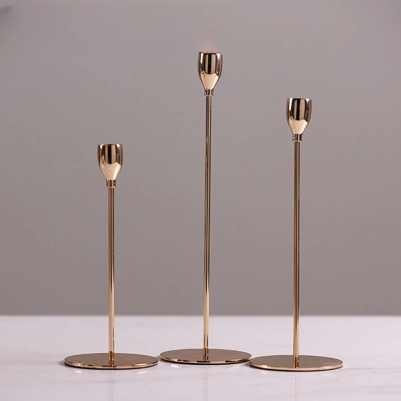 

Iron Art Creative Electroplated Gold Candlestick Minimalist Metal Candle Utensils Dinner Decoration