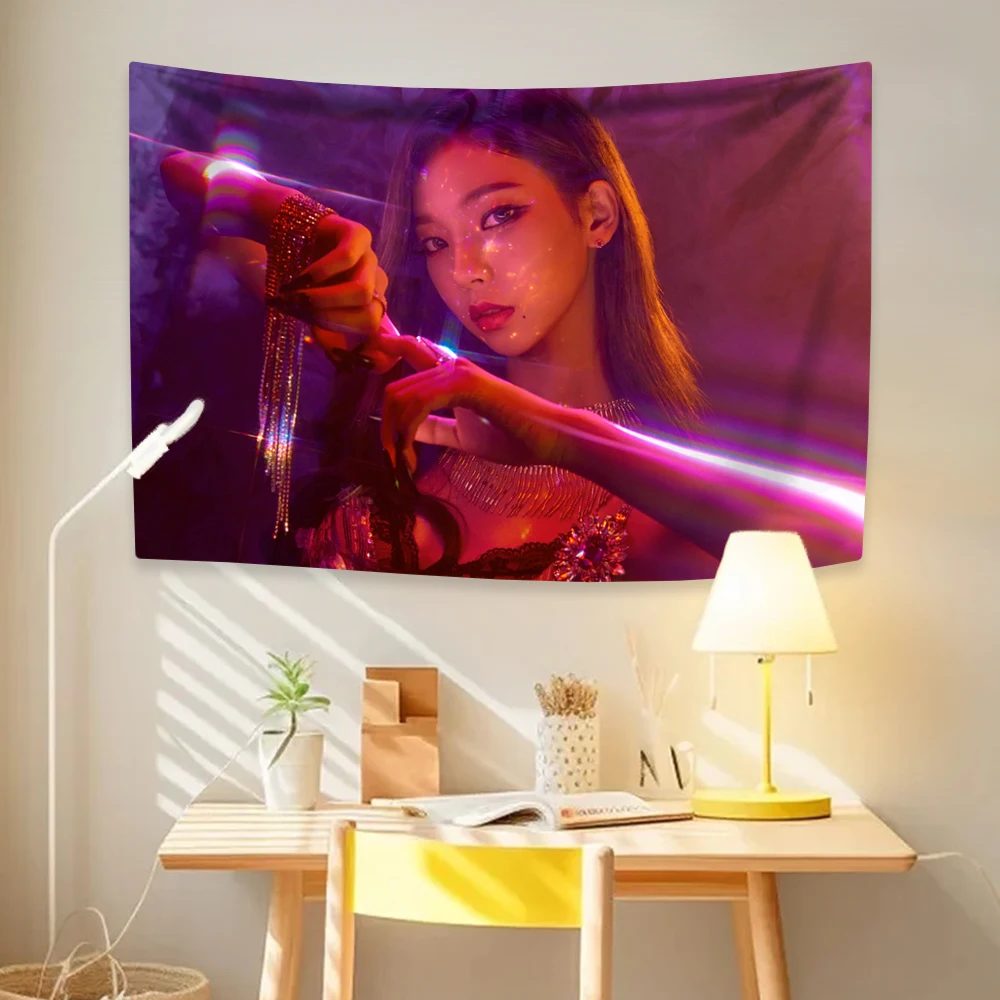 Kpop Idol Karinas Wandteppich A-Aespas Girl Group Home Dekoration Wandbehang Schlafzimmer Wohnzimmer Hintergrund Stoff Konzert Banner