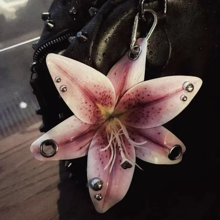 Colgante de lirio, colgante de orquídeas mariposa, borla, nicho, estilo sin colisión, colgante de bolso, flor falsa
