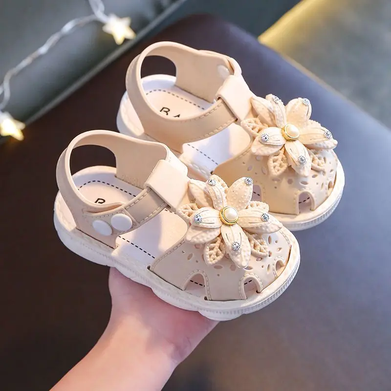 

Summer Aged 0-3 Cute Flower Rhinestone Baby Shoes For Girls Non-Slip Soft-Soled Children Toddler Kids Sandals With Covered Toes