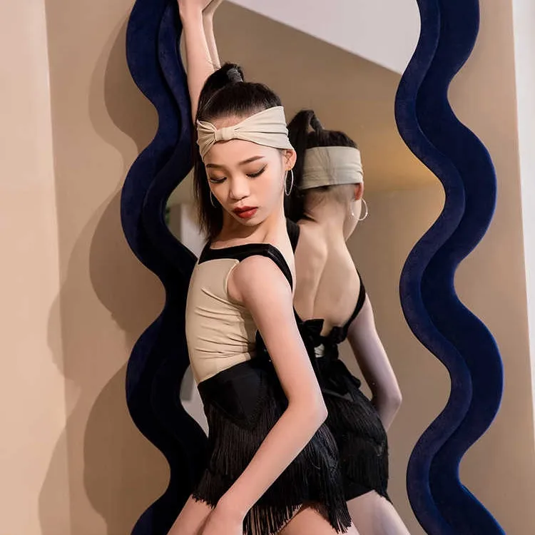 Traje de entrenamiento de baile latino para niña, nuevo traje de actuación para niños, regulaciones de competición, vestido de baile latino