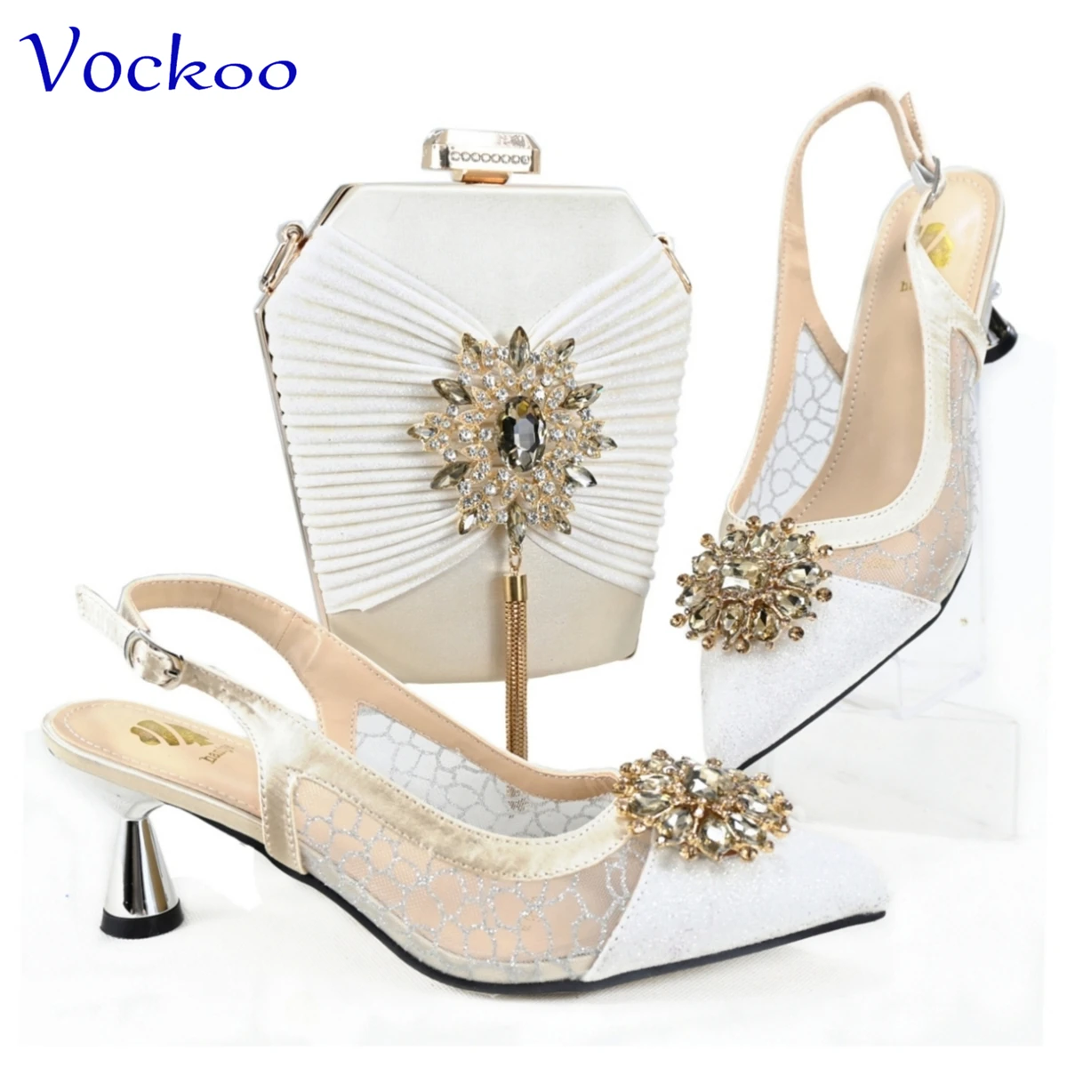 New Arrival Matching Shoes and Bag in White Color Comfortable Think Heels Design with Crystal for Wedding Dress