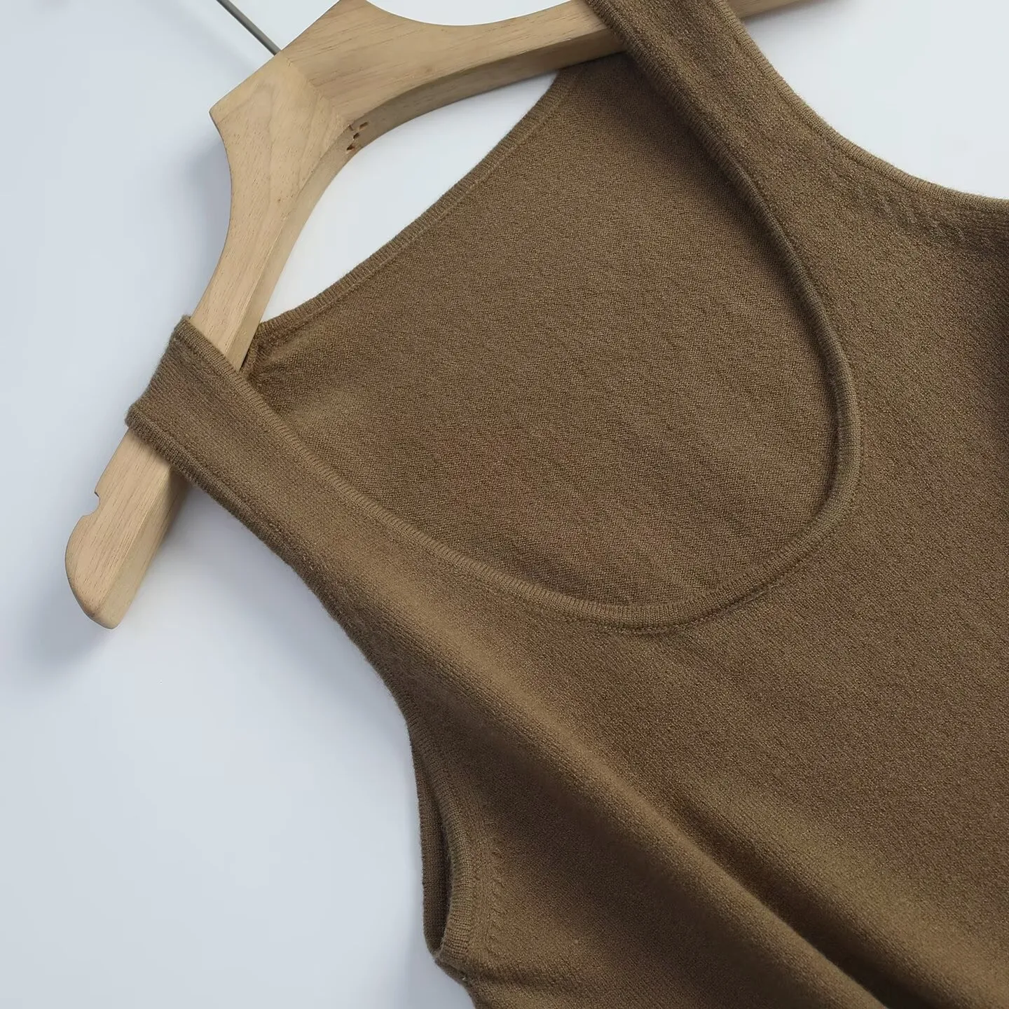 Layering Unpadded Top Loose Fit Japanese Korean Casual with Off Shoulder Wide Straps Casual Wear Tanks Top Autumn for Women