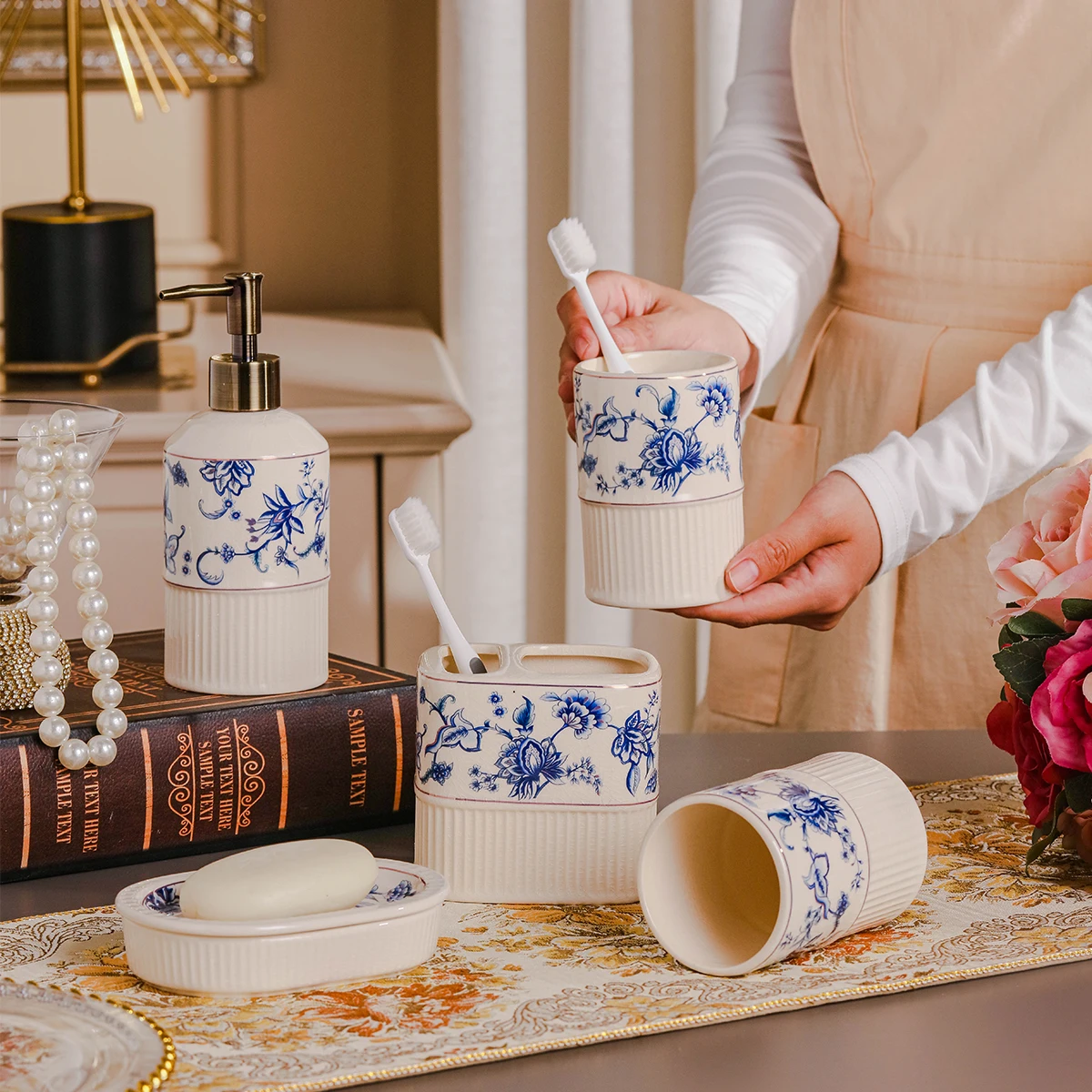 

5-Piece Ceramic Bathroom Toiletries Set, Lotion Dispenser, Soap Tray, Mouthwash Cup, Toothbrush Holder, Bathroom Accessories, Bathroom Decoration, Home Hotel Supplies, Storage and Organization