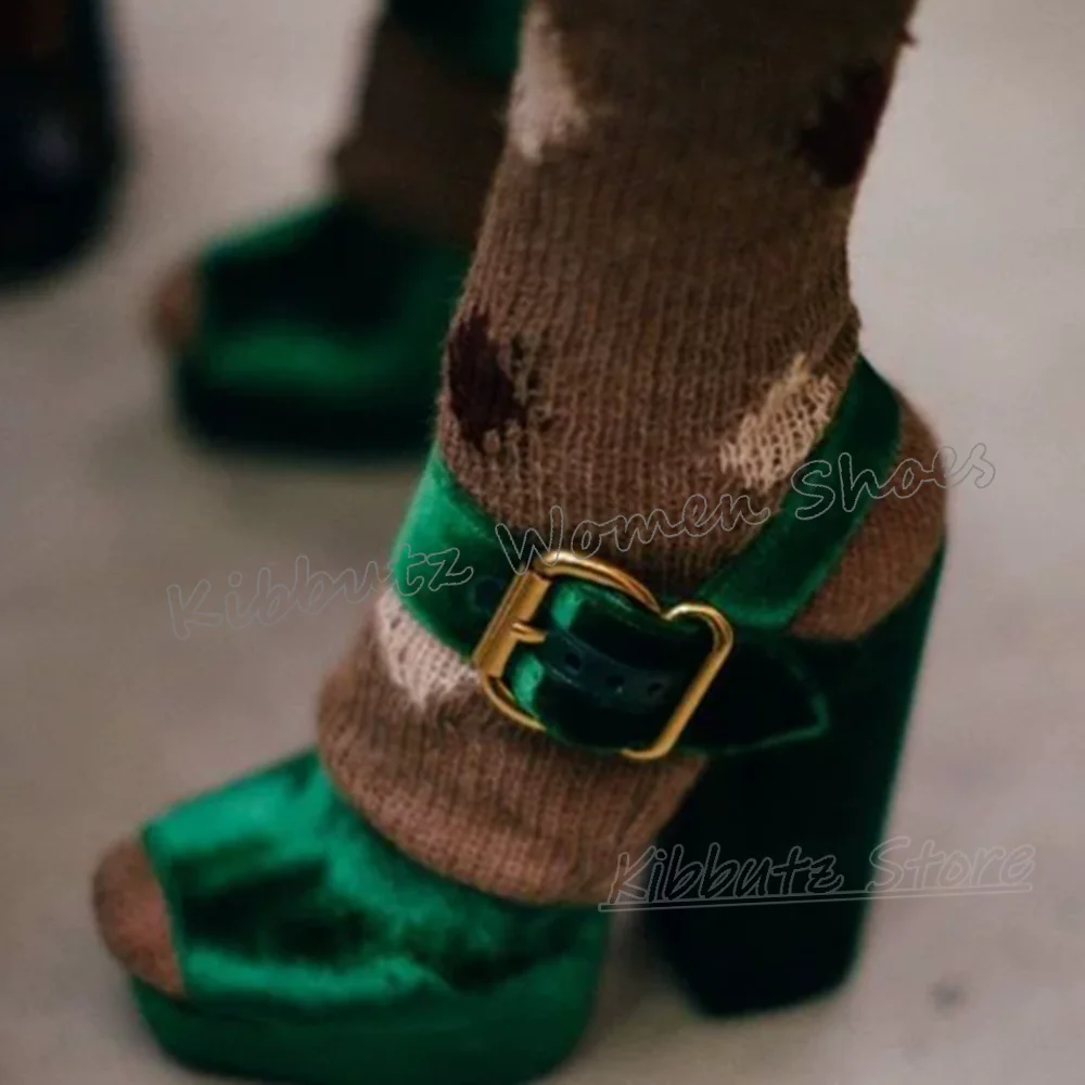 صنادل أرضية مخملية حزام مشبك جولة تو حذاء بكعب سميك بلون الموضة الفاخرة أنيقة موجزة مثير حار فتاة أحذية جديدة
