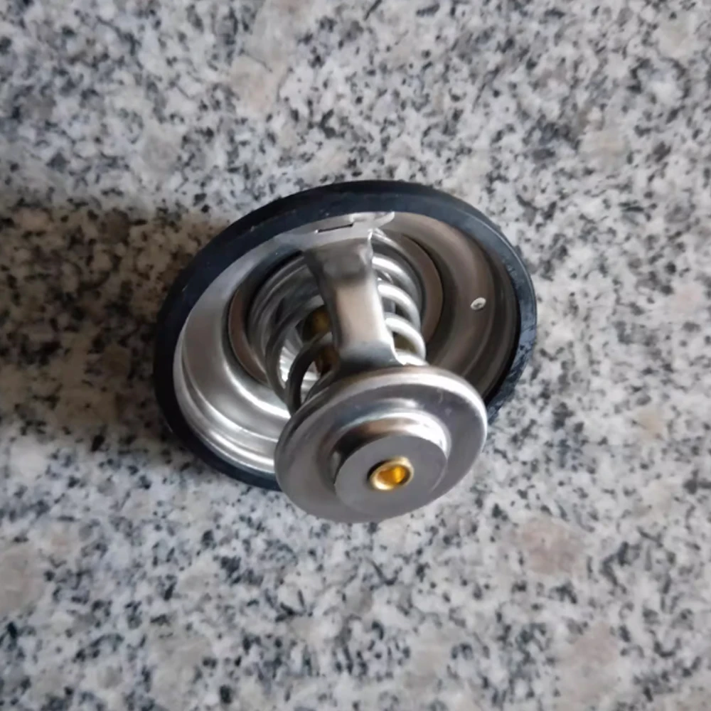 Factory !!! Original Thermostat 4224847 422-4847 Deutz D600BFM2012 BFM1013
