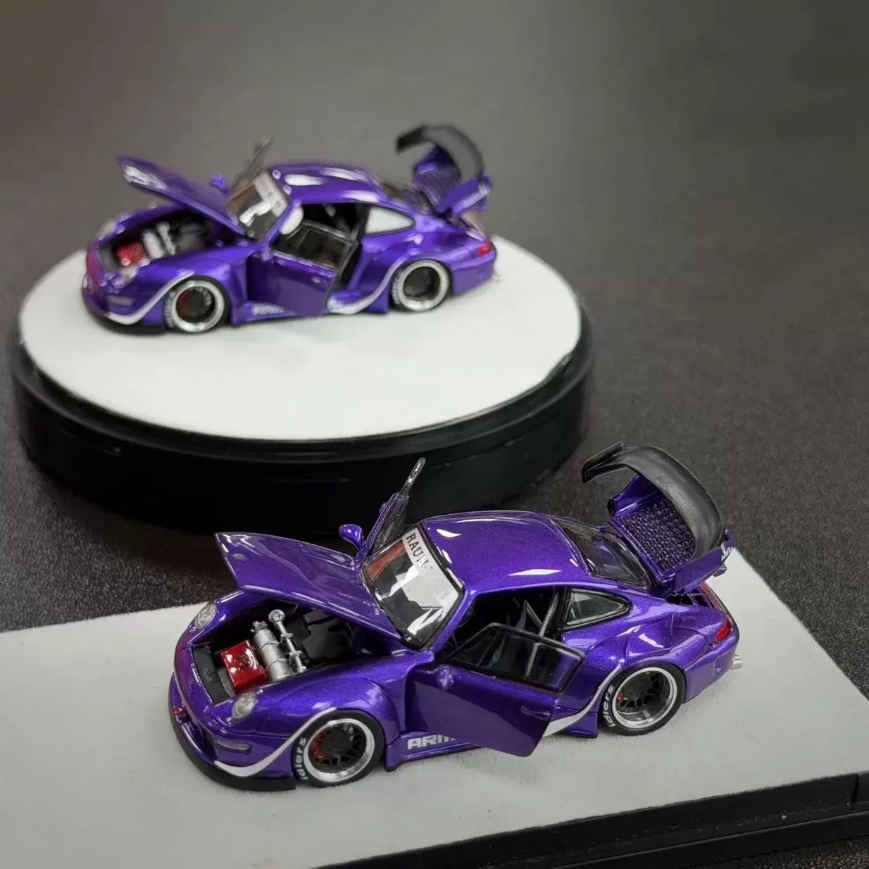 Diecast PGM 1:64 Scale Porsche 911 Widebody RWB 993 Alloy Car Model