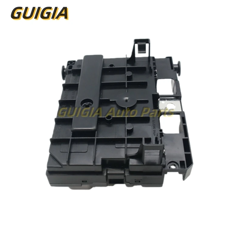 

Fuse Box Control Unit for Citroen C8 Jumpy Peugeot Expert 308 807 Fiat Scudo Ulysse BSM-R06-00 9666700580