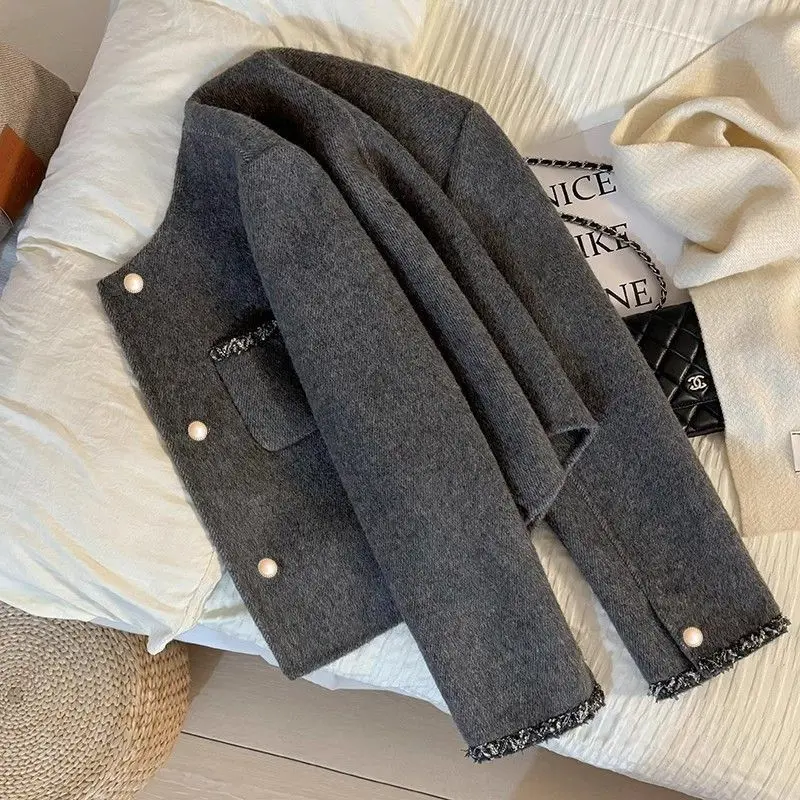 معطف صوفي رمادي أنيق من التويد على الوجهين للنساء وصل حديثًا لخريف وشتاء 2025 معطف فضفاض مناسب عصري