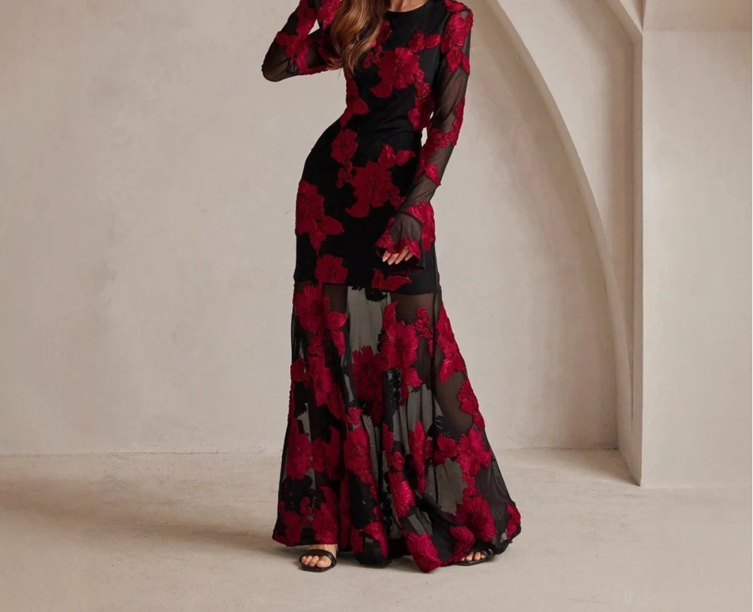 

Elegant Dress Dress for Women 2025 Spring Collection Waist V-neck Jacquard Embroidered Dress