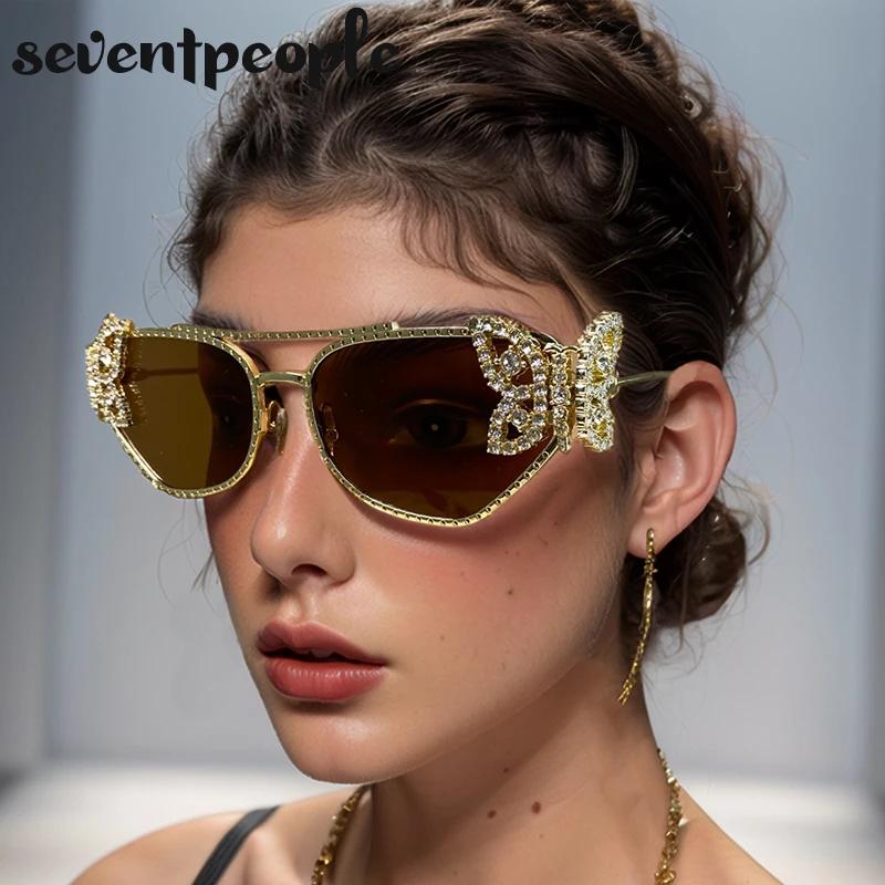 

Cat Eye Butterfly Crystal Sunglasses Women 2025 Luxury Retro Metal Frame Rhinestones Shades Polygon Eyewear For Ladies UV400