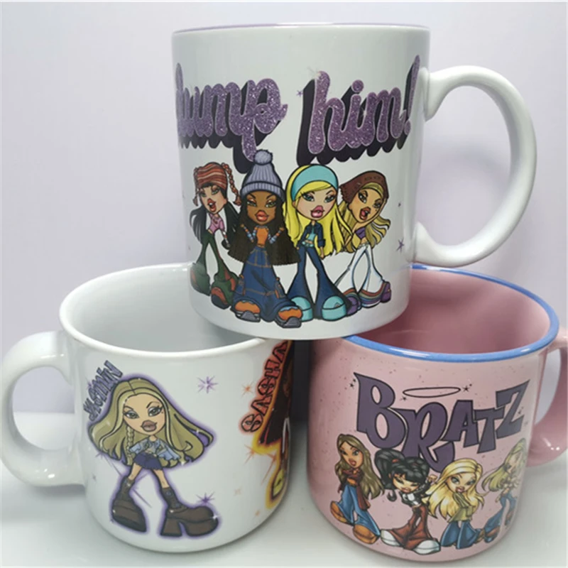 Taza de cerámica de gran capacidad con diseño de la muñeca Bratz, estilo princesa urbana, sin asa ni tapa.