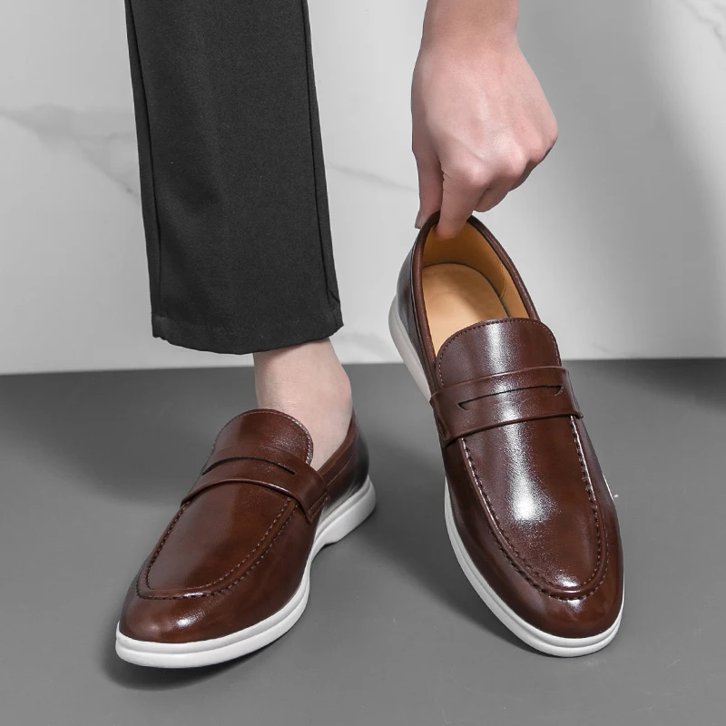 British Style Spring New Men's Set Foot Lazy Bean Shoes High Quality Men's Comfortable and Casual Non Slip Small Leather Shoes