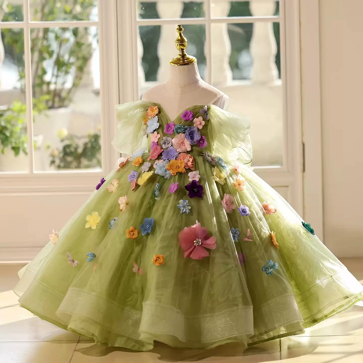 Girls dress Green Elf Forest Flowers Birthday Princess Dress Elegant Children's Host Speech Dress Gorgeous Dance Puffy Garnish S