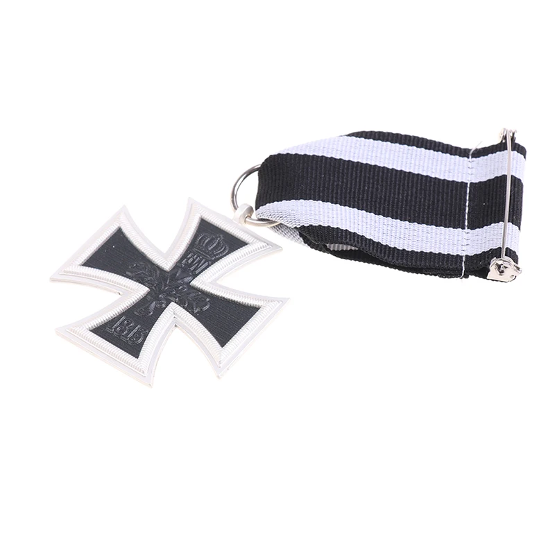 1Piece Germany Cross Medal 1813 1870 Year Iron Cross Medal Badge Pin With Ribbon 100% Brand and high quality - view 3