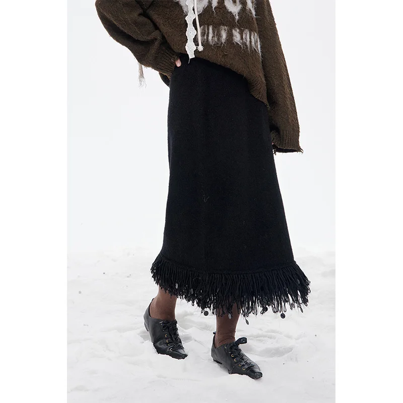 ELFSACK Y2K Solid Fringe Hem A Line Long Half Skirt For Women