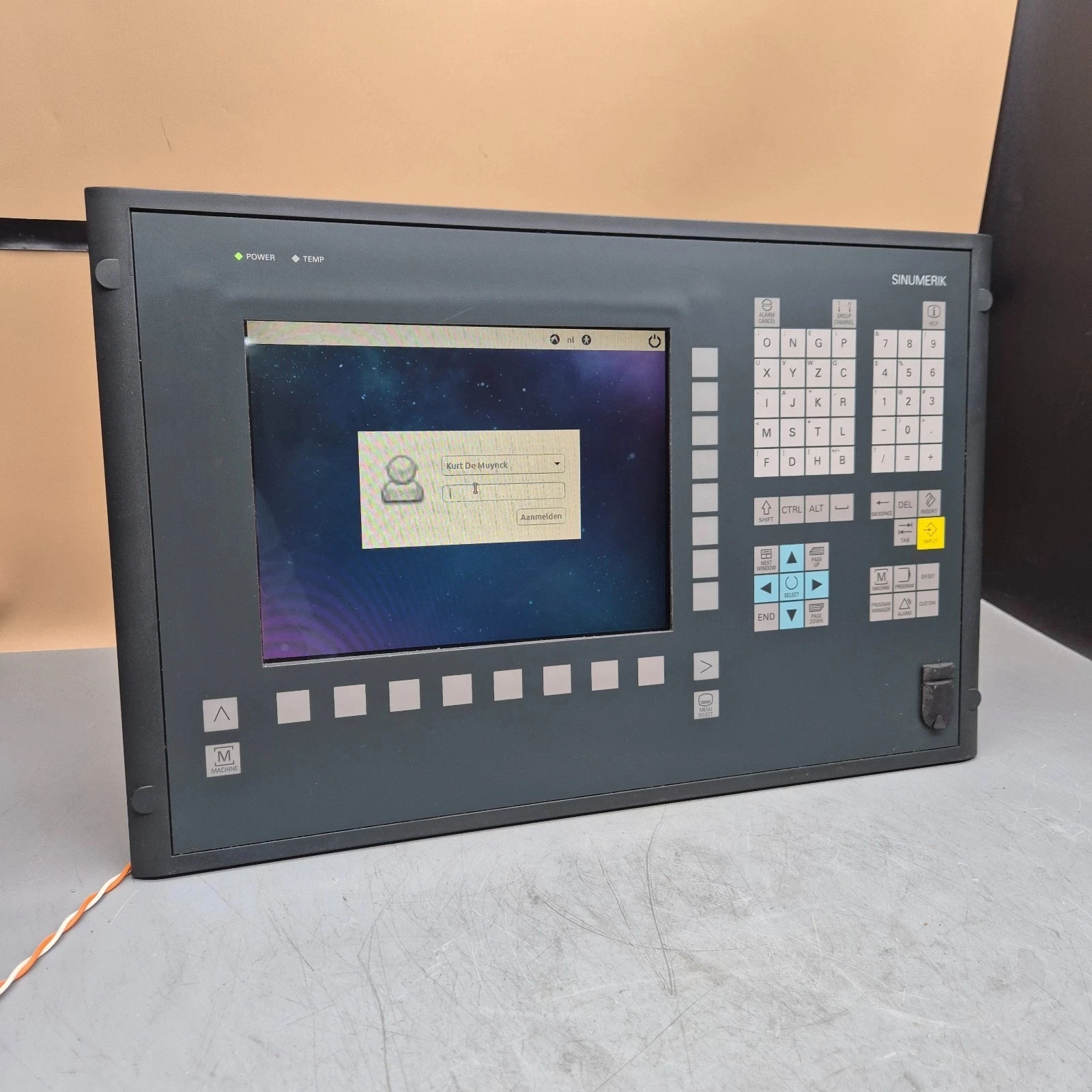 Used 6FC5203-0AF00-0AA1 For Siemens 6FC5203-0AF00-0AA1 Operator Panel