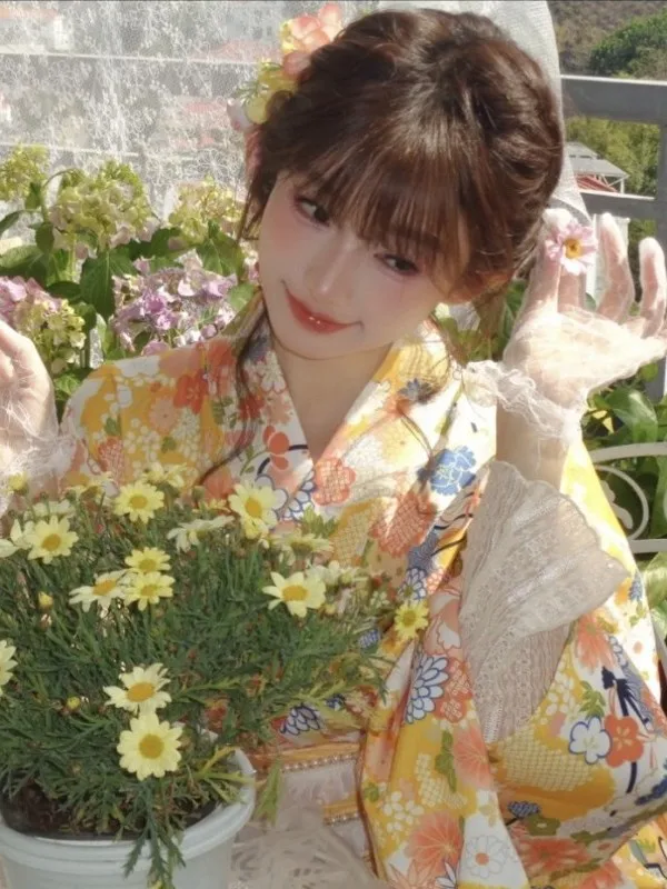 

Желтый халат-кимоно в японском стиле, традиционное платье для фотосессий в стиле богини, этническая женская одежда из полиэстера