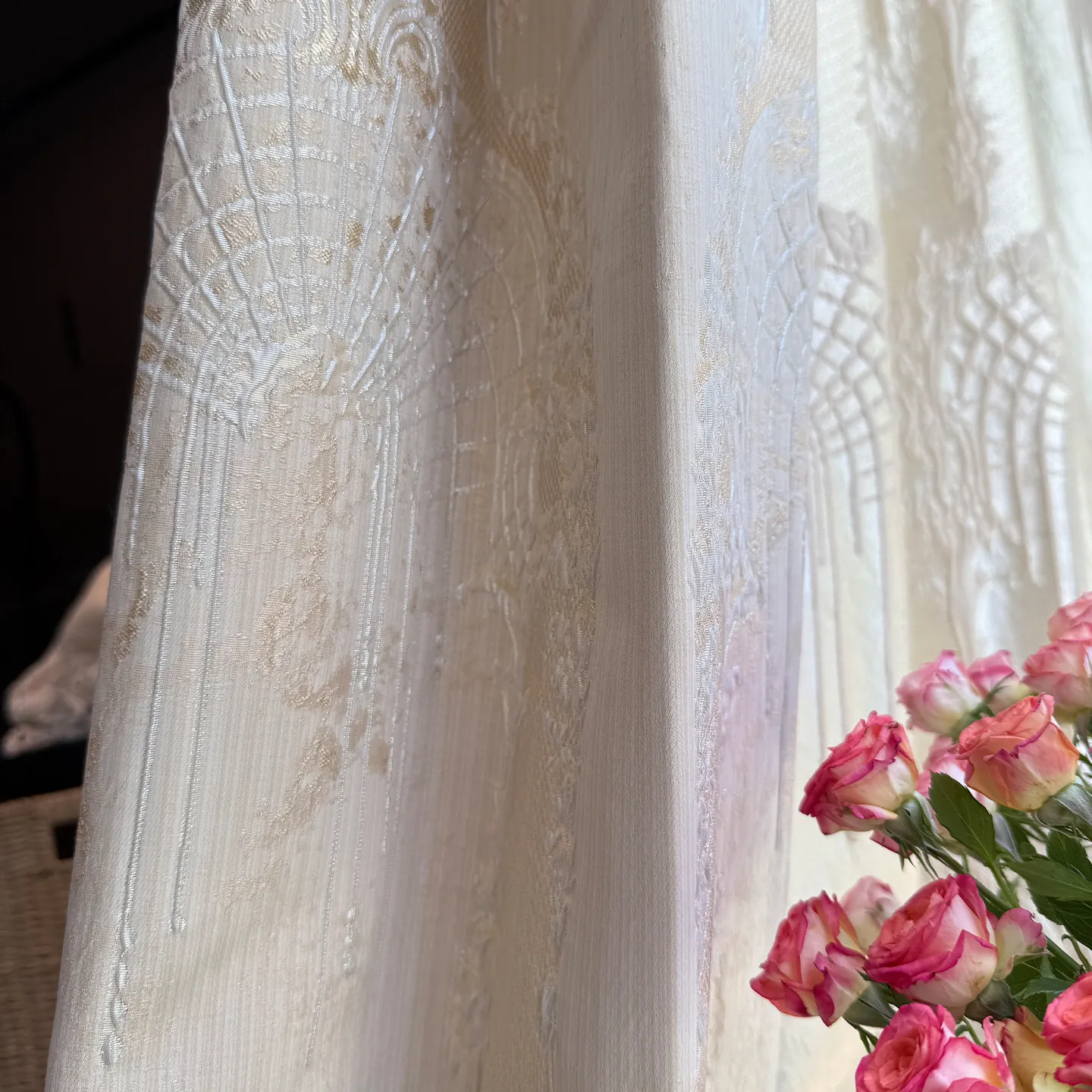 French Court Style Curtain with Gold Wire Relief Jacquard Blackout Curtains for Bedrooms Living Rooms Villas Customized Finished