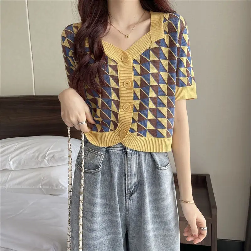 Vintage Knitted T-shirts Women Summer Thin Button Design Rhombic Casual Short-sleeve All-match Cropped Female Streetwear Ulzzang