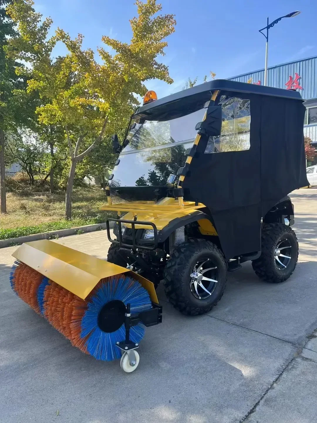 Snow cleaning and maintenance in winter snow remove snow plough blower machine