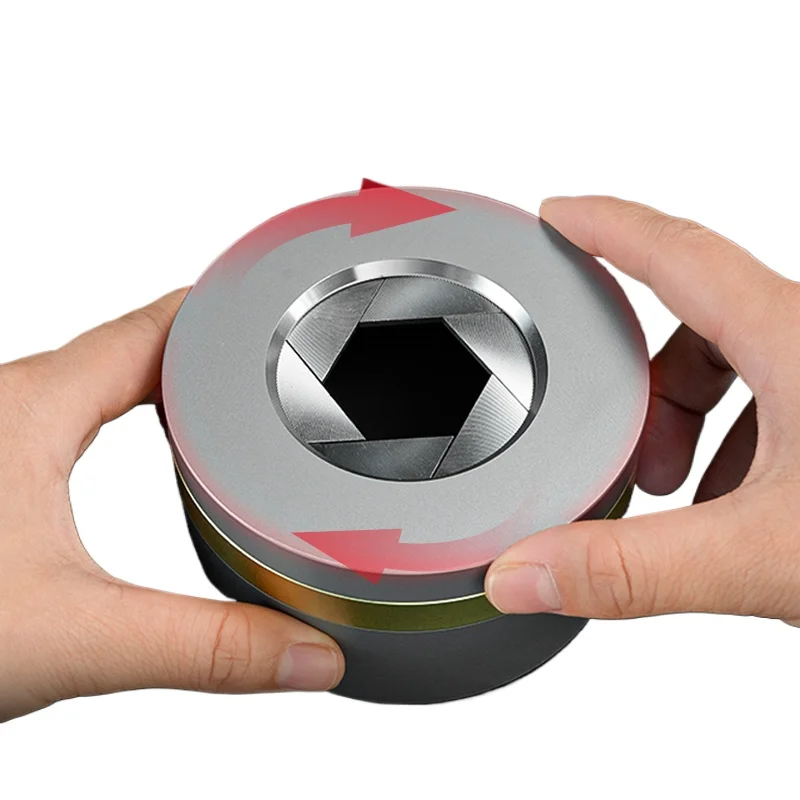 

Rotary Opening and Closing Car Ashtray Stainless Steel Household Car Bedroom Personality Closed with Cover Anti-fly Ash Odor