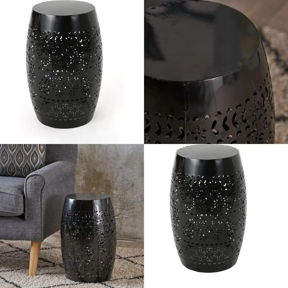 

Столик для дома с черными кружевными элементами и железными акцентами