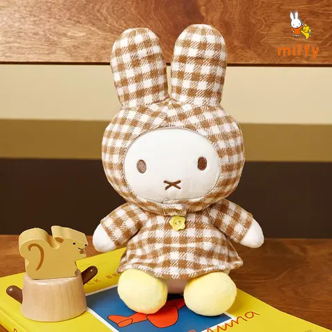 Muñeco de peluche Kawaii Miffy, serie Roaming de dibujos animados, juguetes de peluche esponjosos, dopamina, accesorios de Anime para el hogar, regalos de cumpleaños perfectos