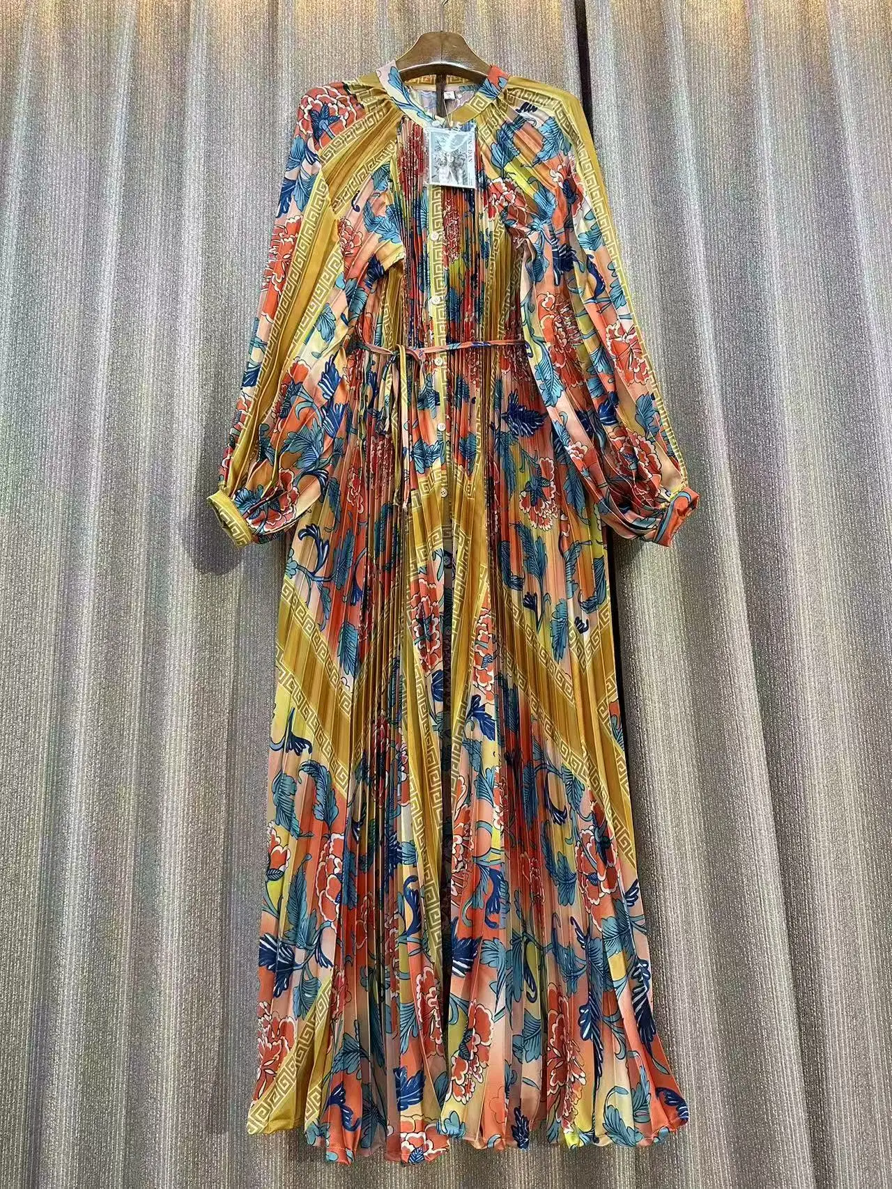 are pleated dresses in style 2025 2025 New French Print Pleated Dress Female Retro Single Breasted Long Sleeve A-line Dresses For