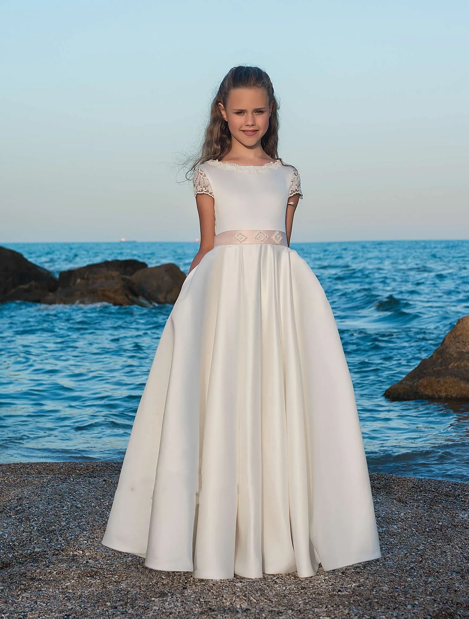 Vestidos de satén blanco para niña, vestidos de flores de línea A, hasta el suelo, manga casquillo, vestidos de desfile de boda para niña, vestido de primera comunión