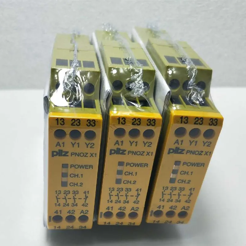 

Safety relay PNOZ X7/PNOZ X1/PNOZ X2.1/PNOZ X2/PZE X4/774300
