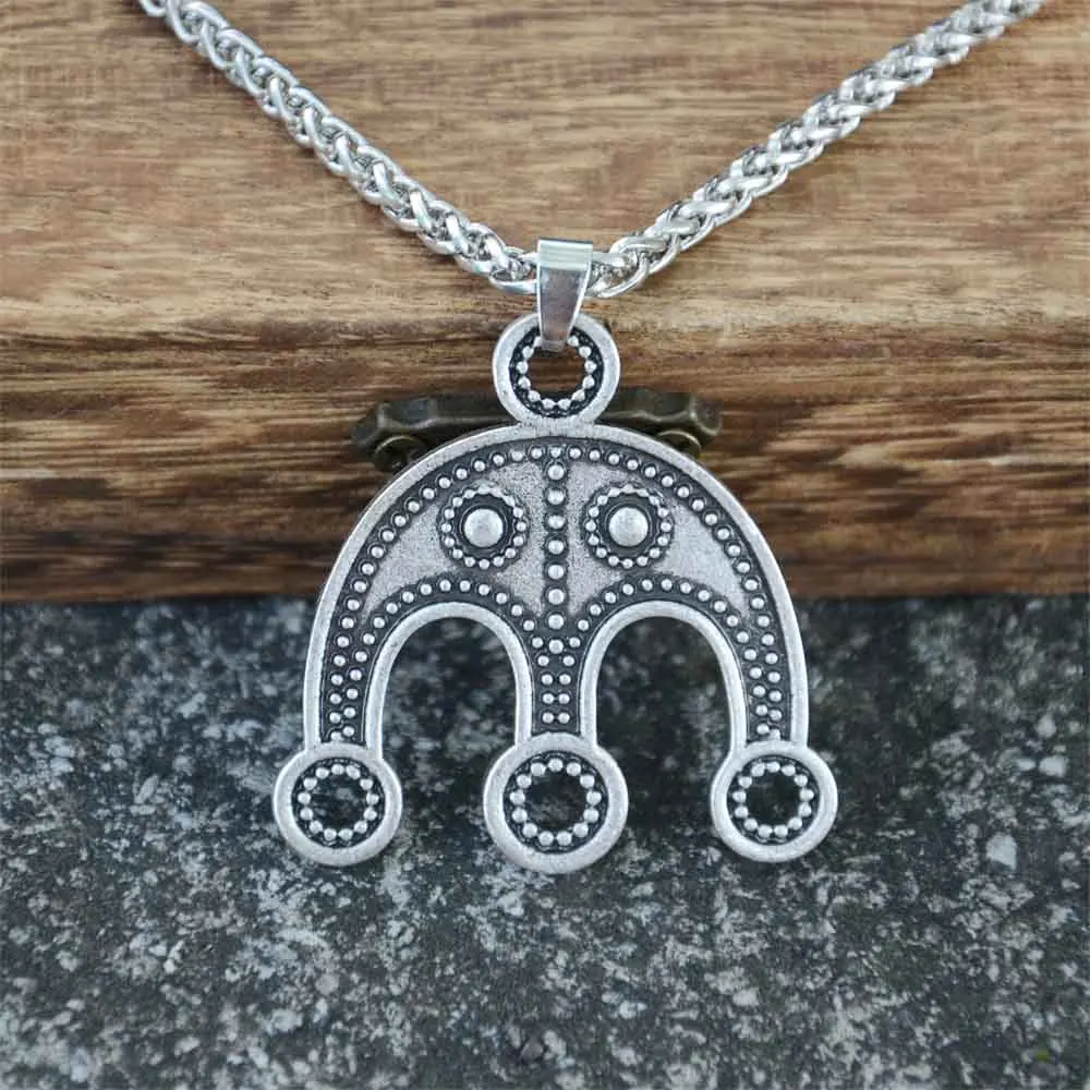 Nostalgia Ancient Slavic Lunula Moravia Lunitsa Womens Pendants Necklaces Viking Talisman Amulet Jewlrey