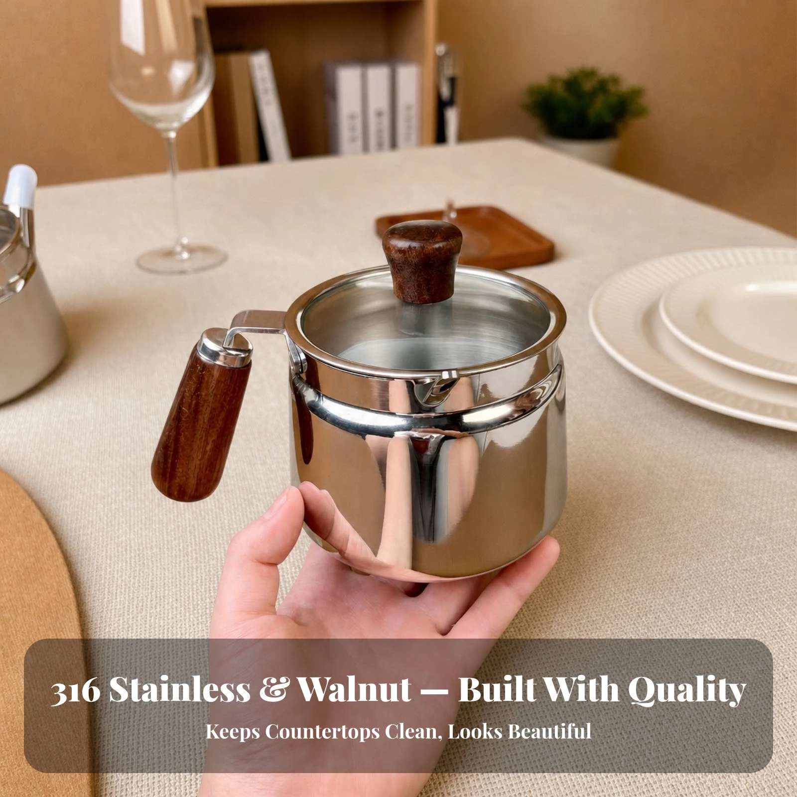600ml Oil Dispenser with Spout Polished Stainless Steel Oil Pot with Lid Lidded Compact for Everyday Meal Cooking, Stovetop