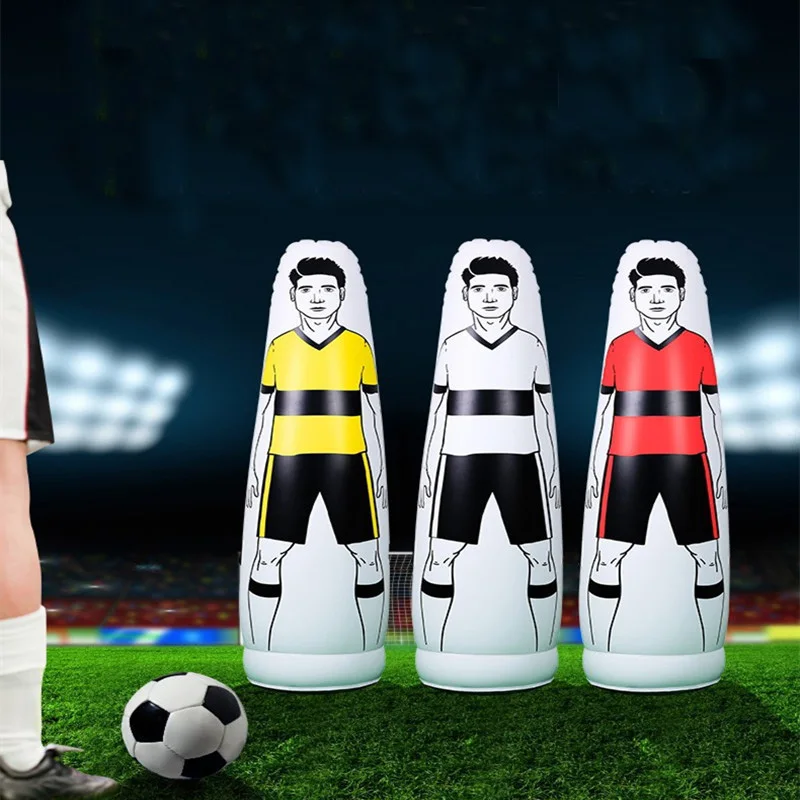Рисунок 2 - Футбольные надувные манекены