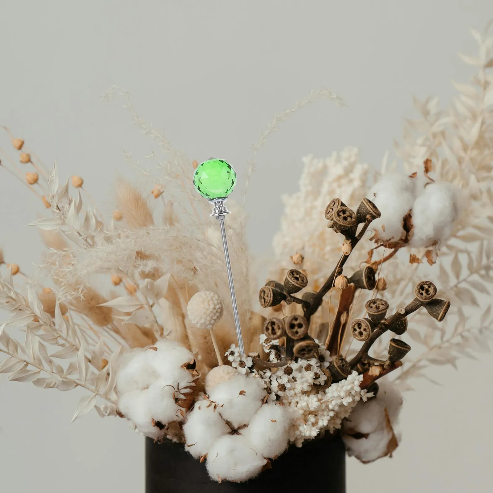 Crystal Plant Stakes Set – 2pcs Elegant Crystal Toppers with Sturdy Metal Rods for Fairy Garden, Vase & Patio Decor