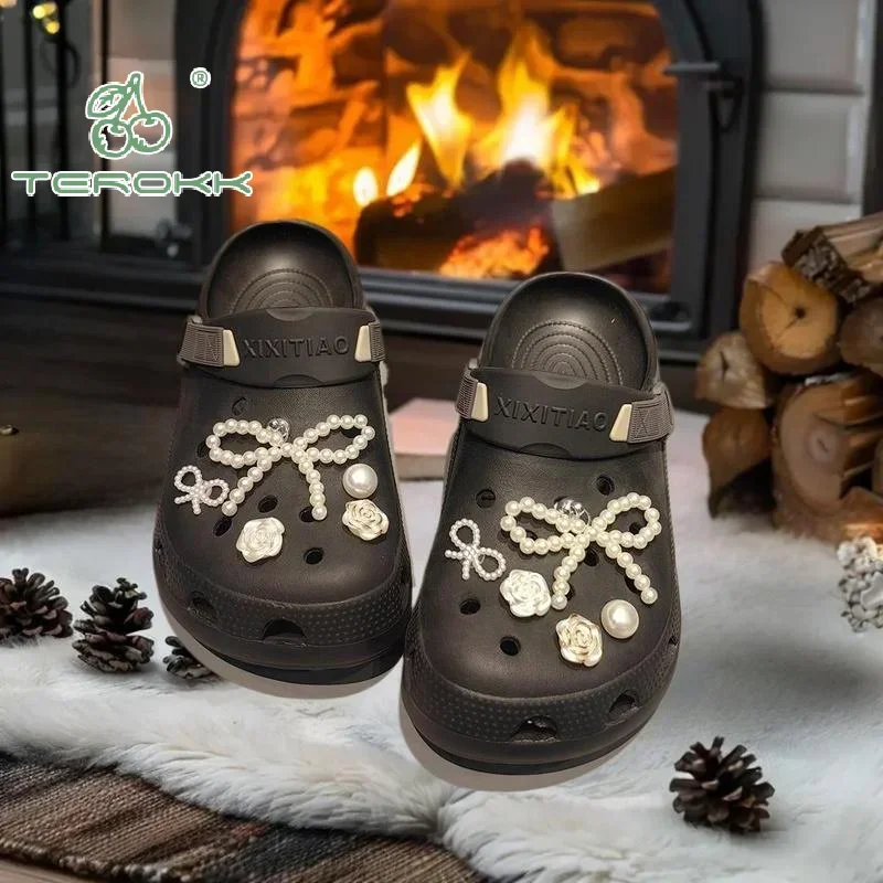 ชุดตกแต่งรองเท้ารูปโบว์มุก 1 ชุด แฟชั่นคลิปติดรองเท้าผ้าใบ ดอกไม้มุก ตกแต่งรองเท้าแบบขั้นสูง DIY หัวเข็มขัดถอดได้ อุปกรณ์เสริมรองเท้า