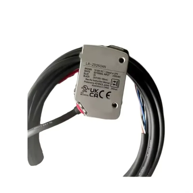 LR-ZB250CP Amplifier Built-in Type CMOS PNP Power Supply Voltage Is 10-30V DC Displacement Sensor LR-ZB250CP