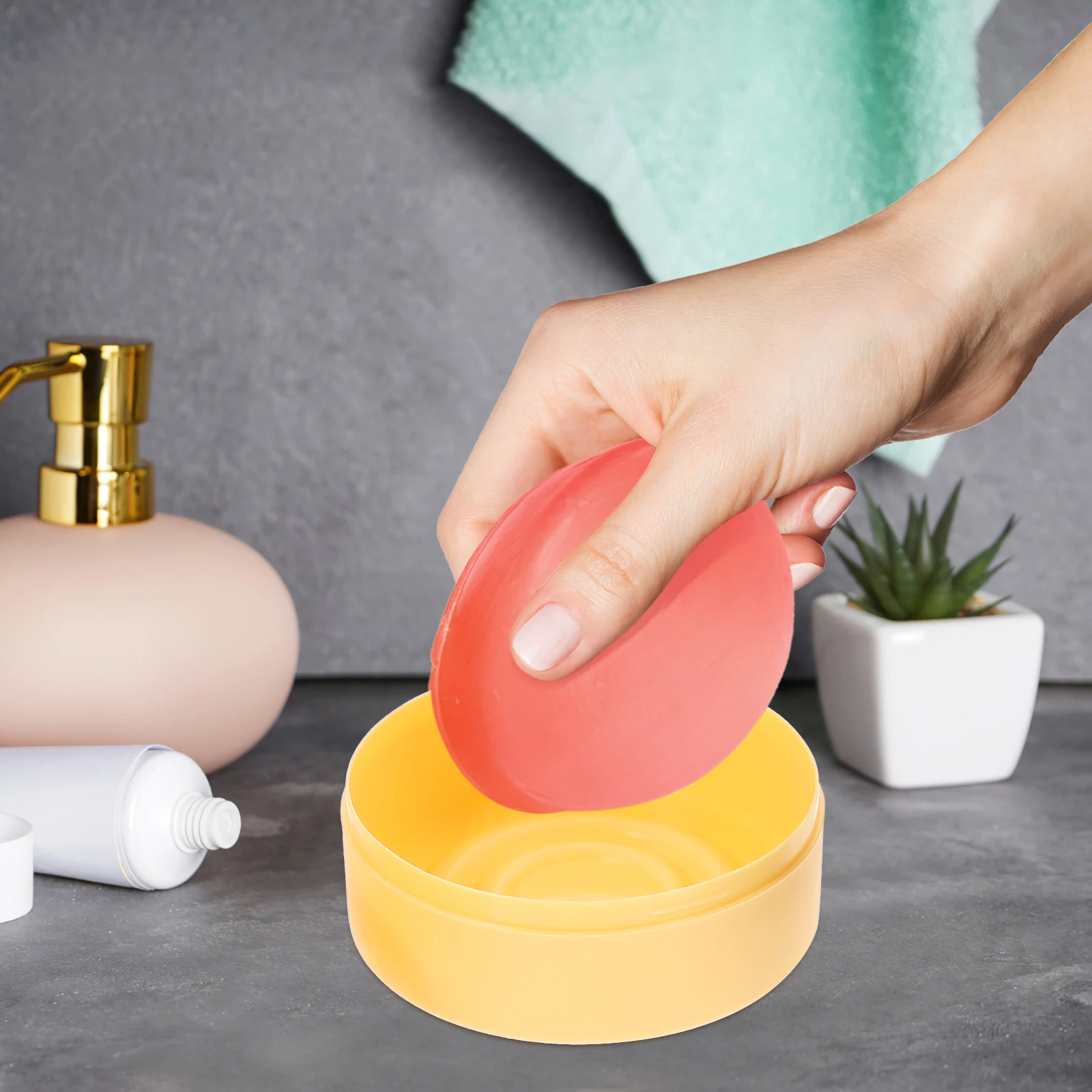 

4pcs Portable Box Leak-Proof Travel Soap Container For Bathroom Gym Camping Sturdy Lightweight Soap Dish For Home Outdoor Use