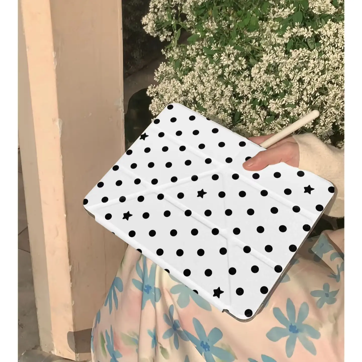 Ins White Wing Polka Dot Star Tablet Case For iPad Pro 11 12.9 13 A16 M2 M4 M3 M5 Shell 5/6/7/8/9/10/11th Mini Air 3 4 5 6 Cover