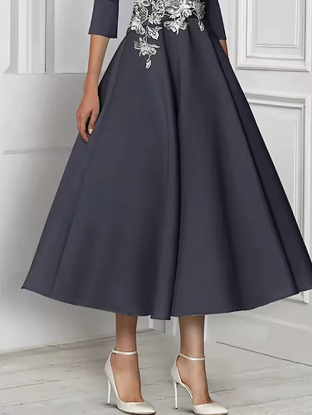 エレガントな A ライン サテン ウェディング ドレス V ネック丈 スパンコール装飾 花嫁の母 フォーマル ガウン 2025 無料カスタマイズ