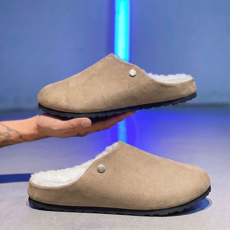 Men's slip on casual slippers winter Warm plush light soft-sole non-slip outdoor walking slippers Joker youth fashion slippers