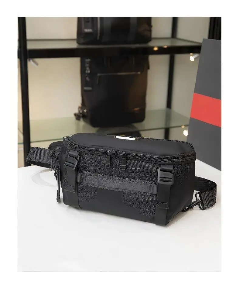 حزمة الصدر الفاخرة للرجال - حقيبة خصر من النايلون الباليستي القابلة للتحويل 232799