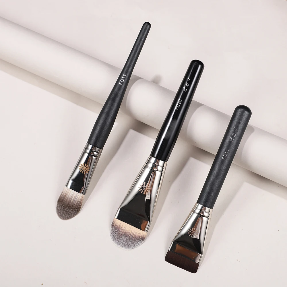 Piccasso Foundation Brushes FB20 Thin Round Makeup Brush FB11 FB18 for Liquid Cream with a Smooth Flawlless Finish